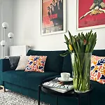 Oomph Urban Oasis 1Br Escape