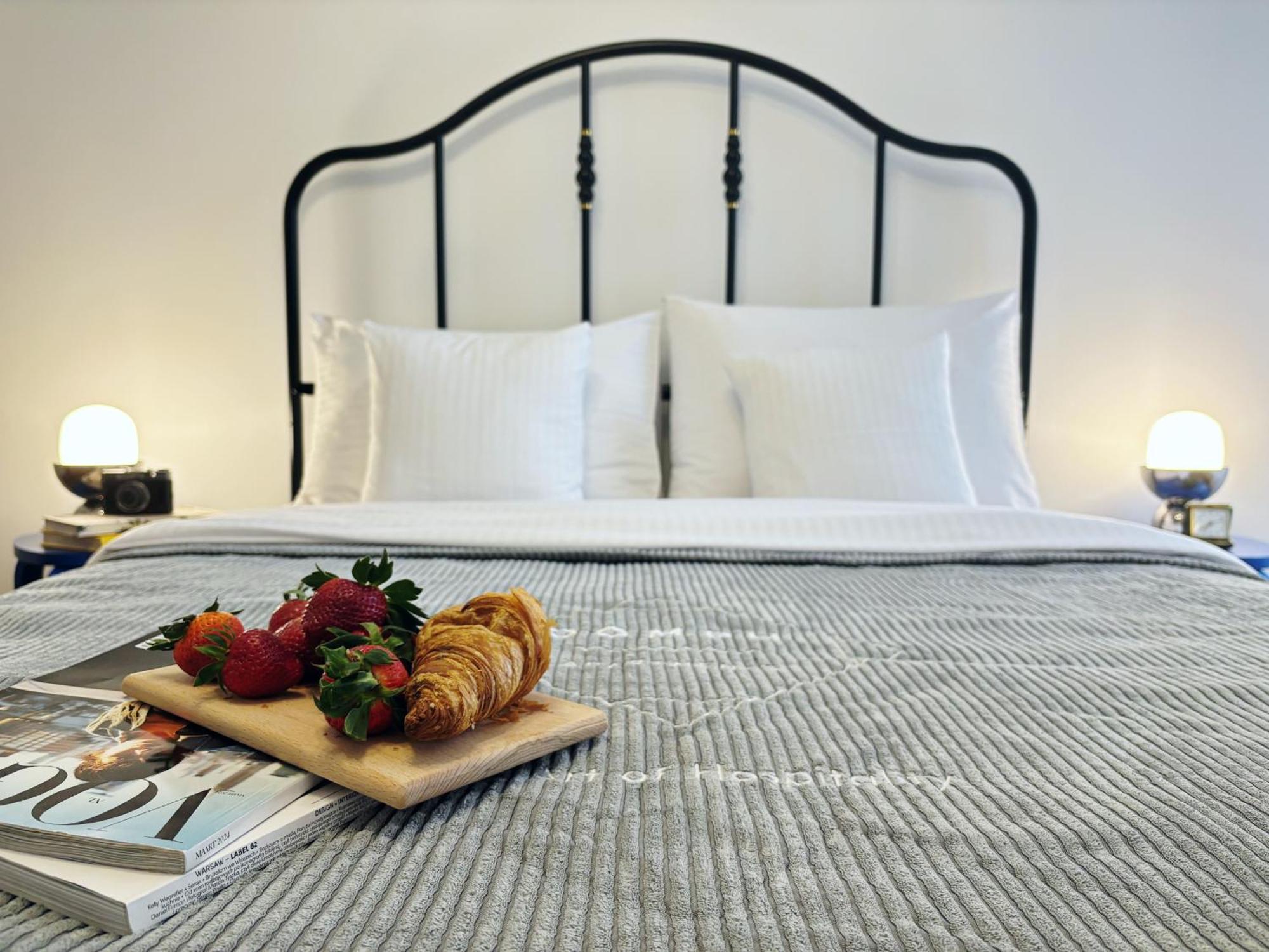 Oomph Urban Oasis 1br Escape Warszawa